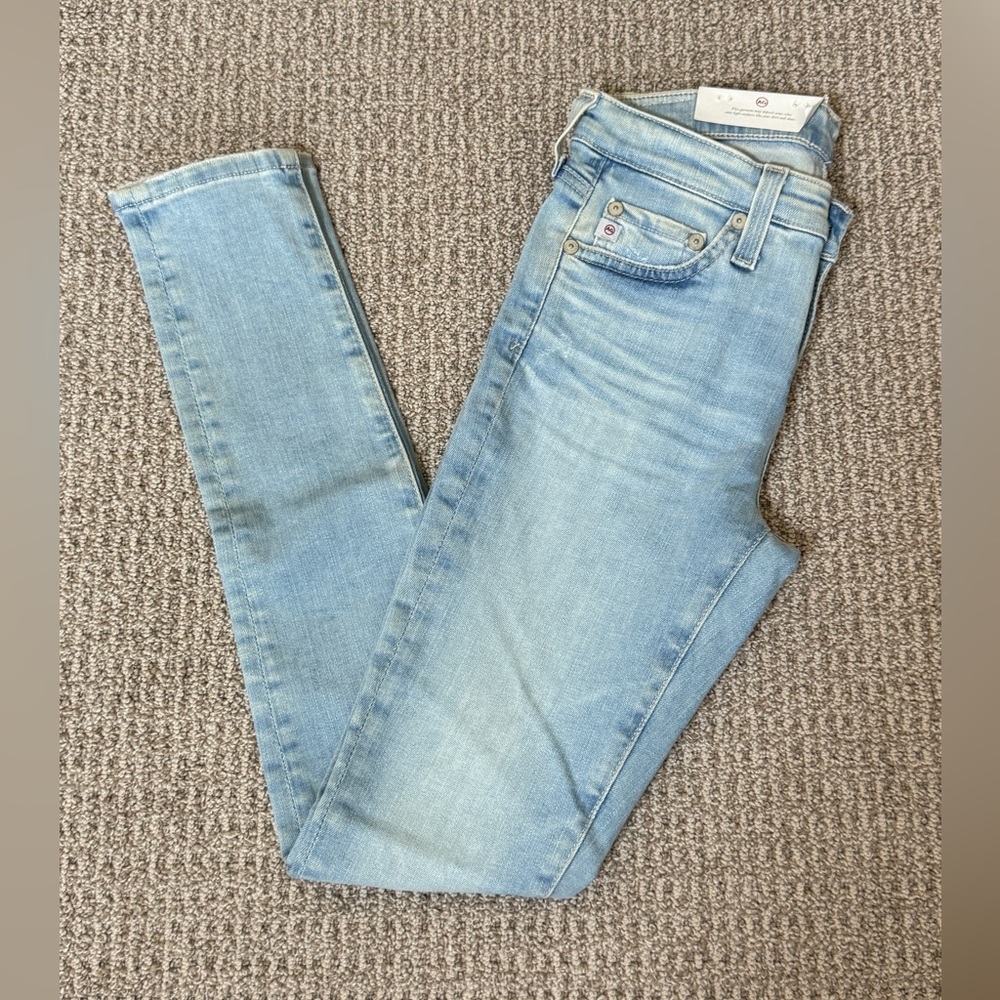 Ag Adriano Goldschmied Women's Light Wash Skinny Jeans.. Size 23
